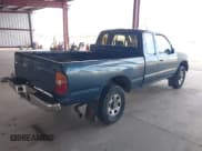 ✅ 1998 Toyota Tacoma • VIN: 4TASM92N9WZ160419 • Lot: 41659328. Listed on IAAI with 453,975 mi. Free auction sales archive from the USA and detailed vehicle history report at DreamBid. Image 4.