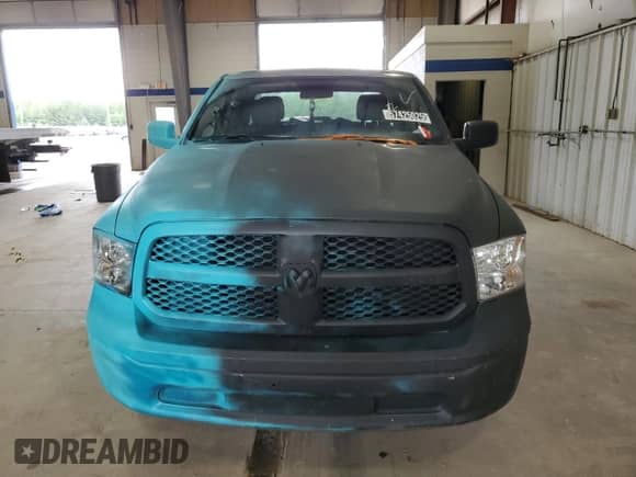2024 Ram 1500 SLT z VIN 1C6RR6GG3RS123545, wystawiony jako Copart lot #57425025 z przebiegiem 30 186 mil mil oraz Nie do naprawy • Non repairable. Historia ofert i sprzedaży dostępna na DreamBid. Obrazek 5.