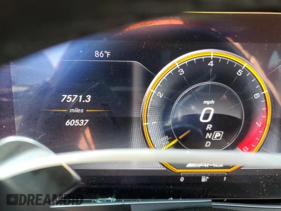 ✅ 2018 Mercedes-Benz E 63 S AMG • VIN: WDDZF8KB8JA403616 • Лот: 58410425. Опубликован ранее на Copart с пробегом 60 537 миль. Бесплатный доступ к архиву аукционных продаж из США и подробный отчёт об истории автомобиля на DreamBid. Изображение 9.