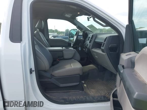 ✅ 2022 Ford F-250 XL • VIN: 1FTBF2A69NEG45780 • Lot: 43354919. Listed on IAAI with 14,116 mi. Free auction sales archive from the USA and detailed vehicle history report at DreamBid. Image 5.