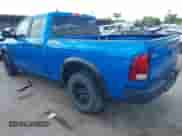 2024 Ram 1500 SLT z VIN 1C6RR6GG9RS128958, wystawiony jako IAAI lot #42371075 z przebiegiem 11 145 mil mil oraz . Historia ofert i sprzedaży dostępna na DreamBid. Obrazek 3.