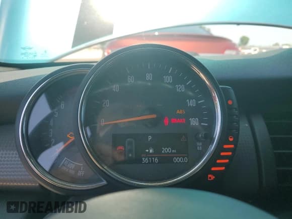 ✅ 2017 MINI Convertible Cooper • VIN: WMWWG5C34H3C99155 • Lot: 58379535. Listed on Copart with 36,116 mi. Free auction sales archive from the USA and detailed vehicle history report at DreamBid. Image 9.