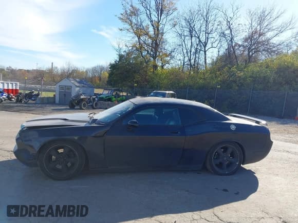 ✅ 2010 Dodge Challenger R/T • VIN: 2B3CJ5DT0AH118804 • Lot: 43715831. Wystawiony na IAAI z przebiegiem 132 963 mil. Bezpłatny archiwum sprzedaży aukcyjnych z USA i szczegółowy raport historii pojazdu na DreamBid. Zdjęcie 14.