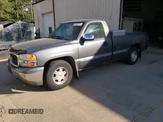 ✅ 2002 GMC Sierra 1500 SL • VIN: 1GTEC14V92Z245158 • Lot: 72932314. Listed on Copart with 141,137 mi. Free auction sales archive from the USA and detailed vehicle history report at DreamBid. Image 1.