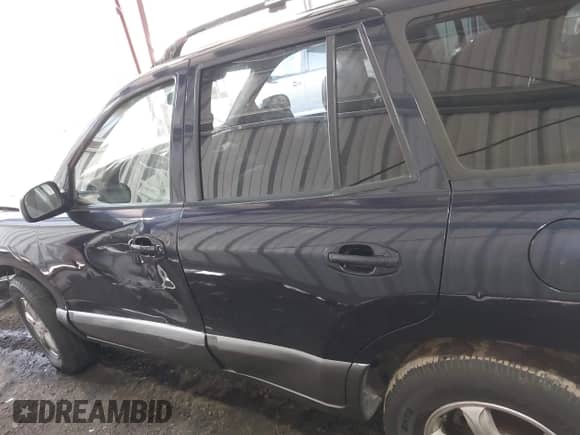 2004 Hyundai Santa Fe с VIN KM8SB12B04U632711, выставлен на аукционе IAAI как лот 41427978 с пробегом Не указан миль и . История ставок и продаж доступна на DreamBid. Изображение 14.