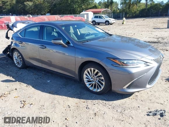 ✅ 2021 Lexus ES 300h Ultra Luxury • VIN: 58AFA1C17MU005507 • Lot: 43430693. Listed on IAAI with 51,038 mi. Free auction sales archive from the USA and detailed vehicle history report at DreamBid. Image 1.