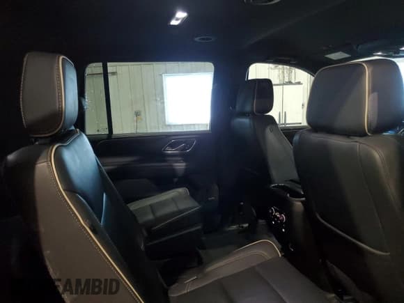 ✅ 2023 Chevrolet Suburban Premier • VIN: 1GNSCFKD0PR147144 • Lot: 75120854. Wystawiony na Copart z przebiegiem 59 430 mil. Bezpłatny archiwum sprzedaży aukcyjnych z USA i szczegółowy raport historii pojazdu na DreamBid. Zdjęcie 11.