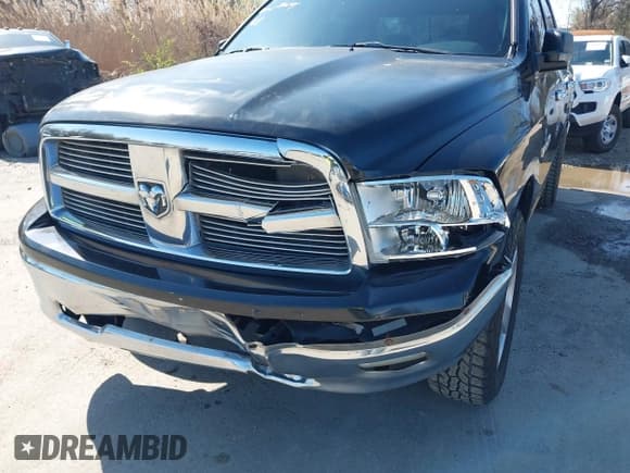 ✅ 2009 Dodge 1500 Laramie • VIN: 1D3HV13T09S758249 • Lot: 41923451. Wystawiony na IAAI z przebiegiem 238 116 mil. Bezpłatny archiwum sprzedaży aukcyjnych z USA i szczegółowy raport historii pojazdu na DreamBid. Zdjęcie 6.