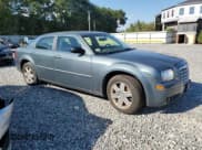 ✅ 2006 Chrysler 300 Touring • VIN: 2C3KK53G06H375257 • Lot: 70729625. Listed on Copart with 121,755 mi. Free auction sales archive from the USA and detailed vehicle history report at DreamBid. Image 4.