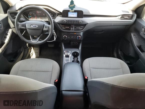 ✅ 2020 Ford Escape S • VIN: 1FMCU9F65LUB11704 • Лот: 55124385. Опубликован ранее на Copart с пробегом 133 310 миль. Бесплатный доступ к архиву аукционных продаж из США и подробный отчёт об истории автомобиля на DreamBid. Изображение 8.