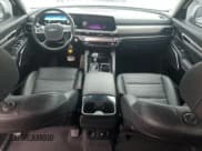 ✅ 2023 Kia Telluride SX Prestige X-Line • VIN: 5XYP5DGC9PG365045 • Lot: 83581854. Wystawiony na Copart z przebiegiem 15 899 mil. Bezpłatny archiwum sprzedaży aukcyjnych z USA i szczegółowy raport historii pojazdu na DreamBid. Zdjęcie 8.