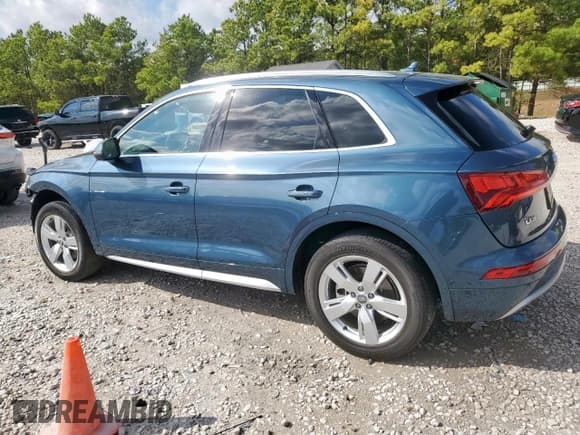 ✅ 2018 Audi Q5 Premium Plus • VIN: WA1BNAFY5J2084846 • Lot: 90057205. Listed on Copart with 30,436 mi. Free auction sales archive from the USA and detailed vehicle history report at DreamBid. Image 2.