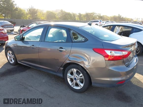 ✅ 2013 Ford Focus SE • VIN: 1FADP3F23DL378962 • Lot: 43793364. Listed on IAAI with 146,390 mi. Free auction sales archive from the USA and detailed vehicle history report at DreamBid. Image 3.