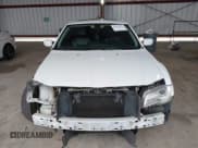 ✅ 2016 Chrysler 300 Anniversary Edition • VIN: 2C3CCAAGXGH220360 • Lot: 43335679. Wystawiony na IAAI z przebiegiem 234 256 mil. Bezpłatny archiwum sprzedaży aukcyjnych z USA i szczegółowy raport historii pojazdu na DreamBid. Zdjęcie 13.