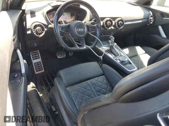 ✅ 2016 Audi TT 2.0T • VIN: TRUC5AFV4G1032659 • Лот: 66551025. Опубликован ранее на Copart с пробегом 44 275 миль. Бесплатный доступ к архиву аукционных продаж из США и подробный отчёт об истории автомобиля на DreamBid. Изображение 8.