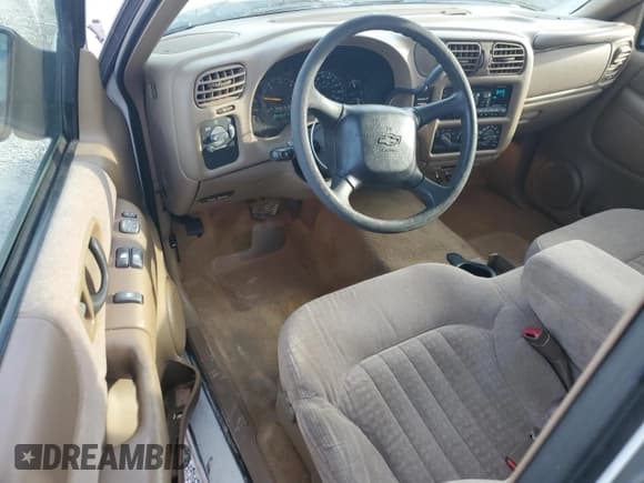 ✅ 2000 Chevrolet S-10 LS • VIN: 1GCCS19W7Y8158661 • Лот: 48857445. Опубликован ранее на Copart с пробегом 124 068 миль. Бесплатный доступ к архиву аукционных продаж из США и подробный отчёт об истории автомобиля на DreamBid. Изображение 8.