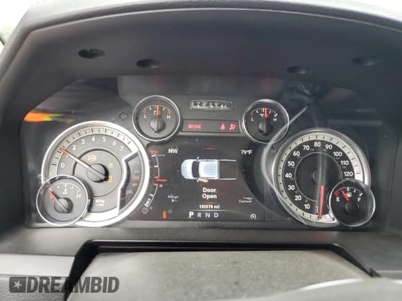 ✅ 2013 Ram 2500 • VIN: 3C6TR5FT7DG600637 • Lot: 63556684. Listed on Copart with 192,578 mi. Free auction sales archive from the USA and detailed vehicle history report at DreamBid. Image 9.