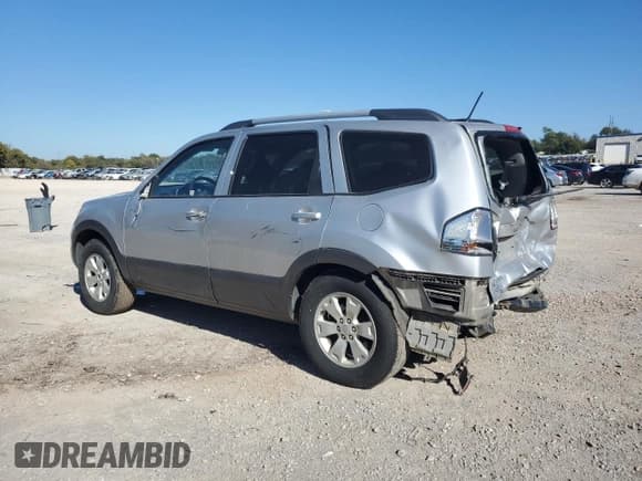 ✅ 2009 Kia Borrego LX • VIN: KNDJH741895022028 • Lot: 91077095. Listed on Copart with 266,918 mi. Free auction sales archive from the USA and detailed vehicle history report at DreamBid. Image 2.