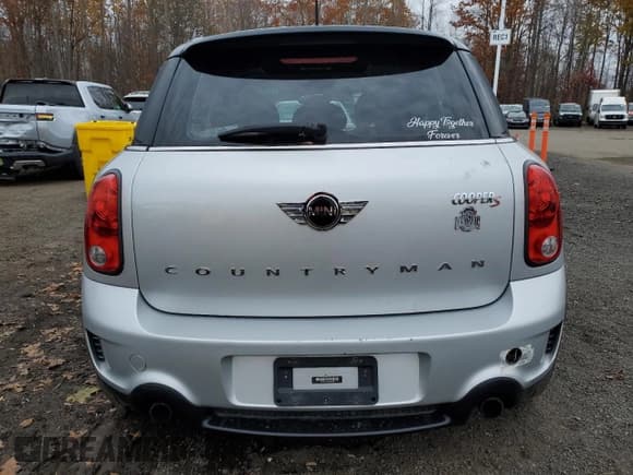 ✅ 2014 MINI Countryman S • VIN: WMWZC5C52EWM18399 • Lot: 90638425. Listed on Copart with 136,428 mi. Free auction sales archive from the USA and detailed vehicle history report at DreamBid. Image 6.