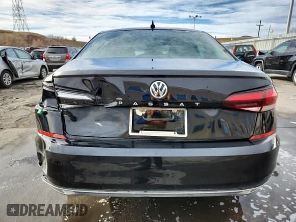 ✅ 2021 Volkswagen Passat SE • VIN: 1VWSA7A3XMC012679 • Lot: 91821855. Listed on Copart with 80,777 mi. Free auction sales archive from the USA and detailed vehicle history report at DreamBid. Image 6.