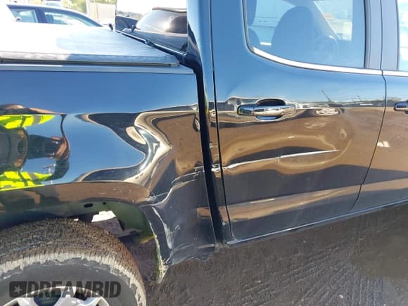 ✅ 2016 Chevrolet Colorado 2WD LT • VIN: 1GCGSCE38G1217829 • Lot: 43424482. Listed on IAAI with 151,780 mi. Free auction sales archive from the USA and detailed vehicle history report at DreamBid. Image 18.