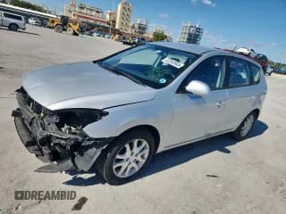 ✅ 2009 Hyundai Elantra Touring • VIN: KMHDC86E69U033158 • Lot: 82383955. Listed on Copart with 97,775 mi. Free auction sales archive from the USA and detailed vehicle history report at DreamBid. Image 1.