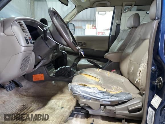 ✅ 1999 Mitsubishi Montero Sport Limited • VIN: JA4MT41R8XP039248 • Lot: 58486465. Wystawiony na Copart z przebiegiem 183 316 mil. Bezpłatny archiwum sprzedaży aukcyjnych z USA i szczegółowy raport historii pojazdu na DreamBid. Zdjęcie 7.