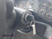 ✅ 2003 Chevrolet Silverado 1500 LS • VIN: 2GCEK19V931183363 • Lot: 43449090. Listed on IAAI with 210,872 mi. Free auction sales archive from the USA and detailed vehicle history report at DreamBid. Image 11.