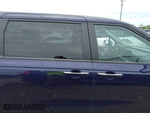 ✅ 2024 Kia Carnival LX • VIN: KNDNB4H36R6350734 • Лот: 42895751. Опубликован ранее на IAAI с пробегом 70 630 миль. Бесплатный доступ к архиву аукционных продаж из США и подробный отчёт об истории автомобиля на DreamBid. Изображение 13.