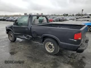 ✅ 2003 Chevrolet S-10 LS • VIN: 1GCCS14H738144938 • Лот: 43536045. Опубликован ранее на Copart с пробегом 147 165 миль. Бесплатный доступ к архиву аукционных продаж из США и подробный отчёт об истории автомобиля на DreamBid. Изображение 2.