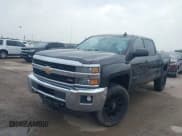 ✅ 2015 Chevrolet Silverado 2500HD LT • VIN: 1GC1KVEG6FF678291 • Lot: 42122390. Wystawiony na IAAI z przebiegiem 247 453 mil. Bezpłatny archiwum sprzedaży aukcyjnych z USA i szczegółowy raport historii pojazdu na DreamBid. Zdjęcie 2.