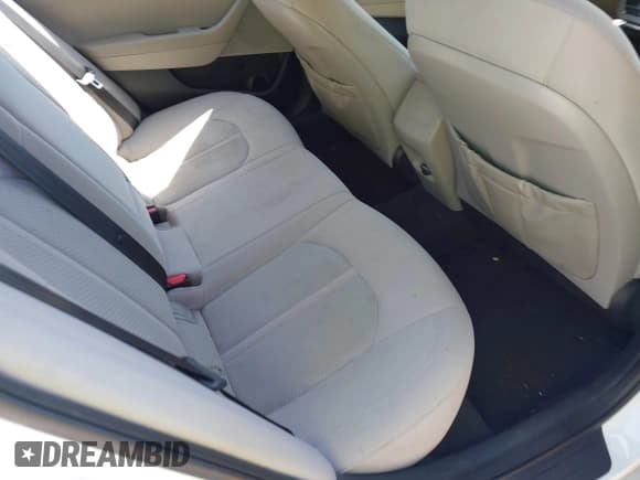 ✅ 2016 Hyundai Sonata SE • VIN: 5NPE24AF2GH337275 • Лот: 43064365. Опубликован ранее на IAAI с пробегом 139 926 миль. Бесплатный доступ к архиву аукционных продаж из США и подробный отчёт об истории автомобиля на DreamBid. Изображение 8.