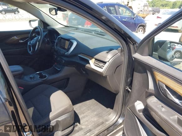 ✅ 2020 GMC Terrain SLE • VIN: 3GKALTEV5LL310139 • Lot: 42787233. Listed on IAAI with 61,150 mi. Free auction sales archive from the USA and detailed vehicle history report at DreamBid. Image 5.