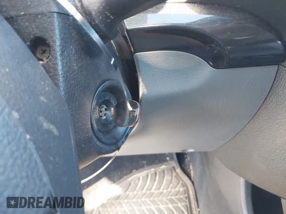 ✅ 2011 Kia Sorento LX • VIN: 5XYKT3A18BG035777 • Lot: 43592238. Wystawiony na IAAI z przebiegiem 189 418 mil. Bezpłatny archiwum sprzedaży aukcyjnych z USA i szczegółowy raport historii pojazdu na DreamBid. Zdjęcie 11.