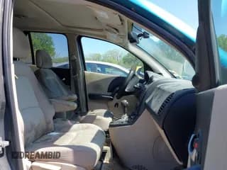 ✅ 2005 Saturn VUE • VIN: 5GZCZ33D35S825348 • Lot: 42074908. Wystawiony na IAAI z przebiegiem 141 340 mil. Bezpłatny archiwum sprzedaży aukcyjnych z USA i szczegółowy raport historii pojazdu na DreamBid. Zdjęcie 5.