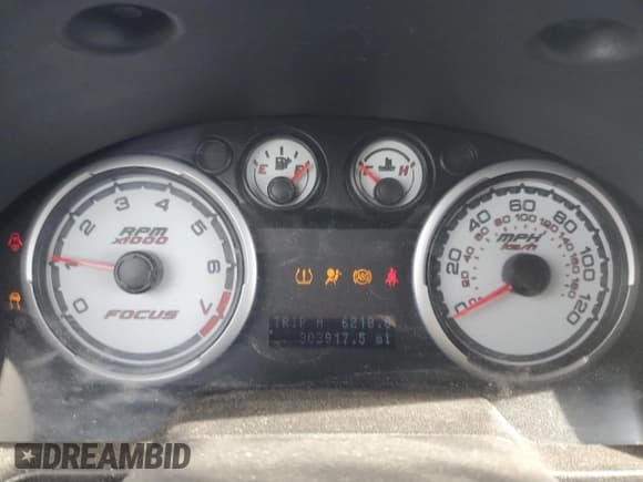 ✅ 2010 Ford Focus SES • VIN: 1FAHP3DN5AW119947 • Лот: 64114875. Опубликован ранее на Copart с пробегом 303 917 миль. Бесплатный доступ к архиву аукционных продаж из США и подробный отчёт об истории автомобиля на DreamBid. Изображение 9.