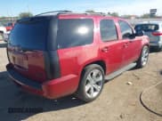 ✅ 2007 GMC Yukon SLE • VIN: 1GKFK130X7R209827 • Lot: 43648220. Wystawiony na IAAI z przebiegiem 196 163 mil. Bezpłatny archiwum sprzedaży aukcyjnych z USA i szczegółowy raport historii pojazdu na DreamBid. Zdjęcie 4.
