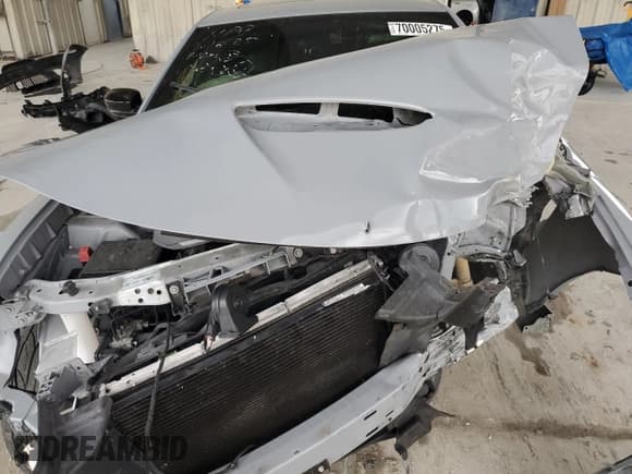 ✅ 2022 Dodge Charger GT • VIN: 2C3CDXHG2NH104248 • Lot: 70005275. Wystawiony na Copart z przebiegiem Nie podano. Bezpłatny archiwum sprzedaży aukcyjnych z USA i szczegółowy raport historii pojazdu na DreamBid. Zdjęcie 11.