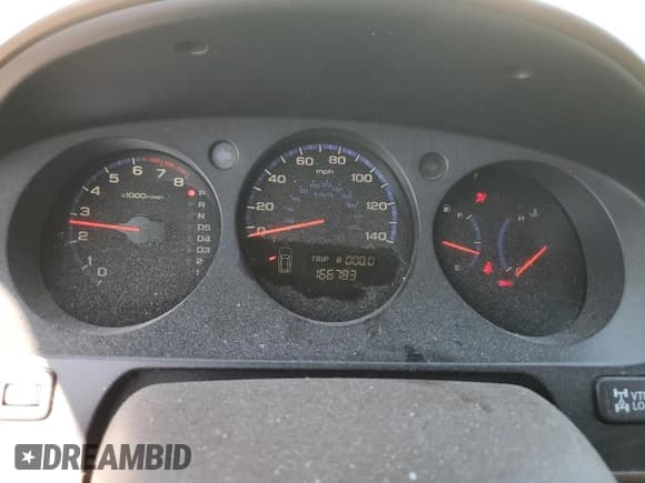 ✅ 2004 Acura MDX Touring • VIN: 2HNYD18924H530160 • Lot: 60647595. Listed on Copart with 166,783 mi. Free auction sales archive from the USA and detailed vehicle history report at DreamBid. Image 9.