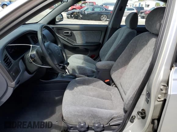 ✅ 2002 Hyundai Elantra GLS • VIN: KMHDN45D32U428044 • Lot: 46700405. Wystawiony na Copart z przebiegiem 57 126 mil. Bezpłatny archiwum sprzedaży aukcyjnych z USA i szczegółowy raport historii pojazdu na DreamBid. Zdjęcie 7.