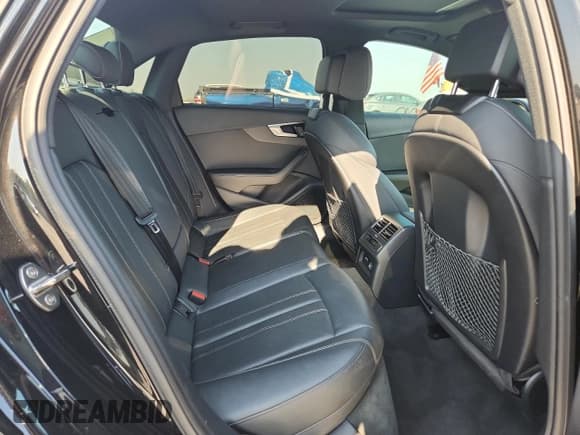 ✅ 2020 Audi A4 Premium Plus • VIN: WAUENAF49LA038653 • Lot: 72059015. Wystawiony na Copart z przebiegiem 76 439 mil. Bezpłatny archiwum sprzedaży aukcyjnych z USA i szczegółowy raport historii pojazdu na DreamBid. Zdjęcie 10.