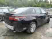 2021 Toyota Camry LE z VIN 4T1C11BK6MU031519, wystawiony jako Copart lot #58719215 z przebiegiem 70 523 mil mil oraz Szkoda całkowita • Salvage title. Historia ofert i sprzedaży dostępna na DreamBid. Obrazek 3.
