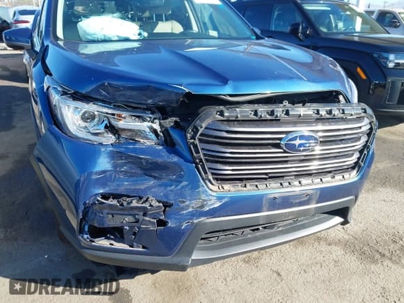 ✅ 2022 Subaru Ascent Premium • VIN: 4S4WMAED3N3427173 • Lot: 43609717. Listed on IAAI with 33,770 mi. Free auction sales archive from the USA and detailed vehicle history report at DreamBid. Image 6.