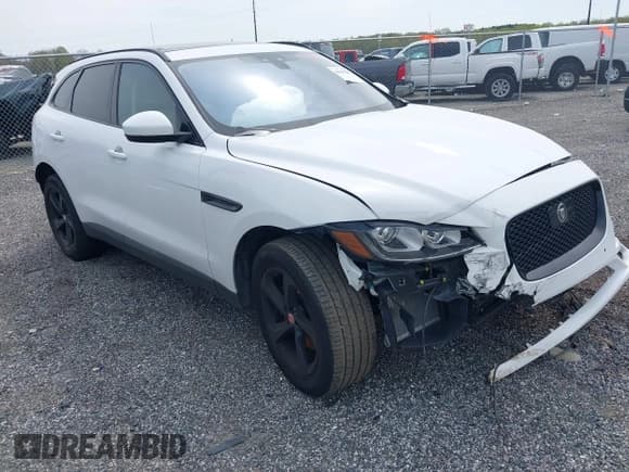 ✅ 2020 Jaguar F-Pace 30t Prestige • VIN: SADCK2GX7LA647309 • Лот: 41929282. Опубликован ранее на IAAI с пробегом 118 173 миль. Бесплатный доступ к архиву аукционных продаж из США и подробный отчёт об истории автомобиля на DreamBid. Изображение 1.