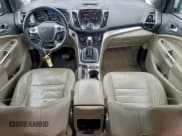 ✅ 2013 Ford Escape SEL • VIN: 1FMCU9HX2DUA85604 • Лот: 93862965. Опубликован ранее на Copart с пробегом 176 223 миль. Бесплатный доступ к архиву аукционных продаж из США и подробный отчёт об истории автомобиля на DreamBid. Изображение 8.