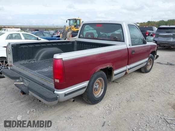 ✅ 1993 Chevrolet Silverado 1500 • VIN: 1GCDC14Z4PZ201963 • Lot: 43434376. Wystawiony na IAAI z przebiegiem 171 573 mil. Bezpłatny archiwum sprzedaży aukcyjnych z USA i szczegółowy raport historii pojazdu na DreamBid. Zdjęcie 4.