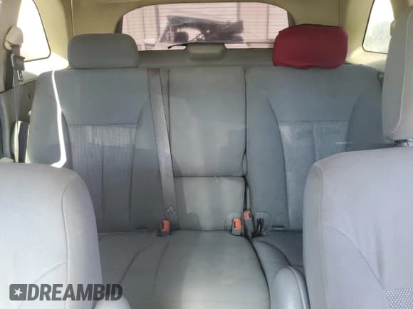 ✅ 2008 Chrysler Pacifica LX • VIN: 2A8GM48L38R654980 • Lot: 46685995. Wystawiony na Copart z przebiegiem Nie podano. Bezpłatny archiwum sprzedaży aukcyjnych z USA i szczegółowy raport historii pojazdu na DreamBid. Zdjęcie 10.