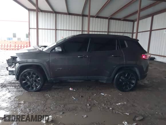 2021 Jeep Compass 80th Anniversary z VIN 3C4NJCEB6MT577171, wystawiony jako IAAI lot #42189493 z przebiegiem 42 531 mil mil oraz . Historia ofert i sprzedaży dostępna na DreamBid. Obrazek 15.