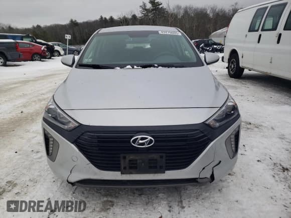 ✅ 2019 Hyundai Ioniq • VIN: KMHC65LD3KU137495 • Lot: 43476605. Wystawiony na Copart z przebiegiem 65 516 mil. Bezpłatny archiwum sprzedaży aukcyjnych z USA i szczegółowy raport historii pojazdu na DreamBid. Zdjęcie 5.