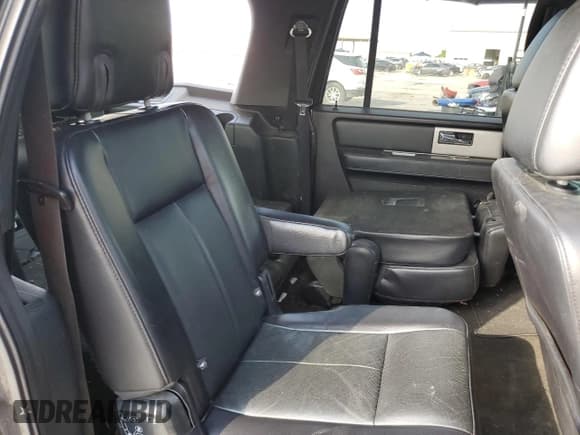✅ 2016 Ford Expedition Max XLT • VIN: 1FMJK1HT5GEF22392 • Lot: 56161025. Listed on Copart with 172,966 mi. Free auction sales archive from the USA and detailed vehicle history report at DreamBid. Image 11.